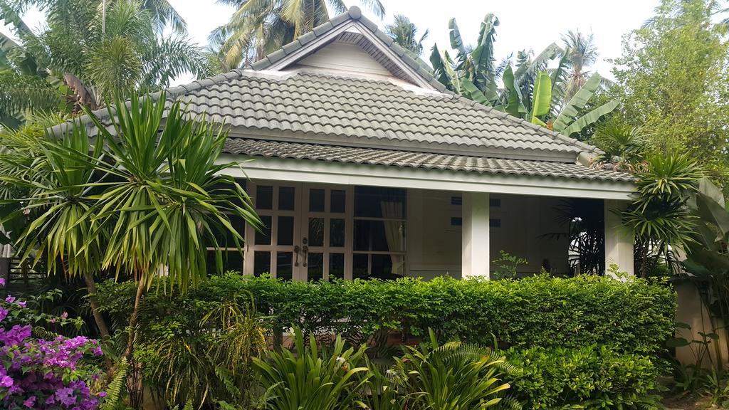 Reuan Phaolai Bophut Bagian luar foto